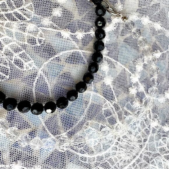 Long Multichain & Bead Necklace Black White Pink - Picture 6 of 9